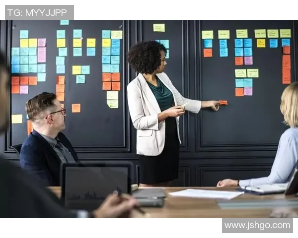 赛后复盘广州与成都篮球队的团队协作与战术分析探讨